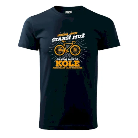 Starší muž - cyklista silniční kolo