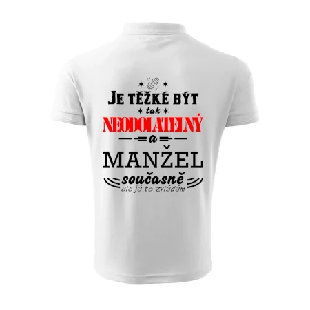 Je těžké být tak neodolatelný - manžel