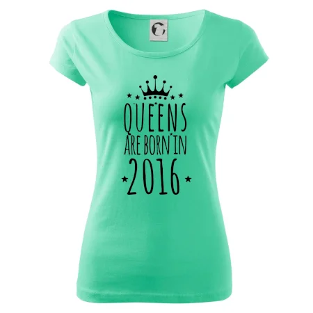 Queens are born in 2016