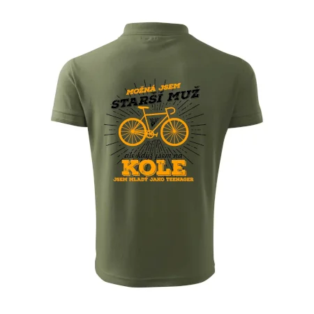 Starší muž - cyklista silniční kolo