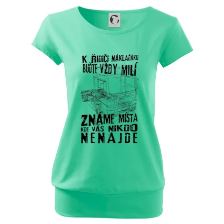 K řidiči náklaďáku buďte vždy milý