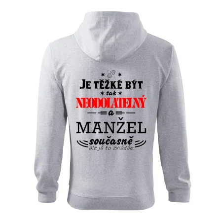 Je těžké být tak neodolatelný - manžel