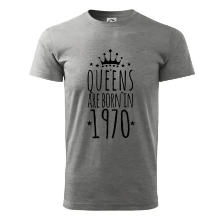 Queens are born in 1970