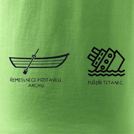 Řemeslnici postavili archu, fušeři Titanic