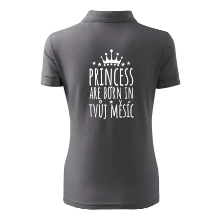 Princesses are born in (vlastní nápis měsíc narození)