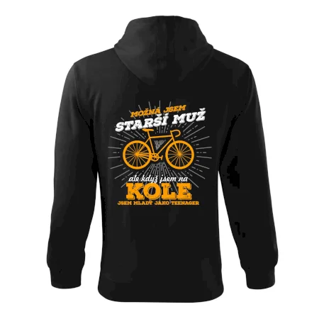 Starší muž - cyklista silniční kolo