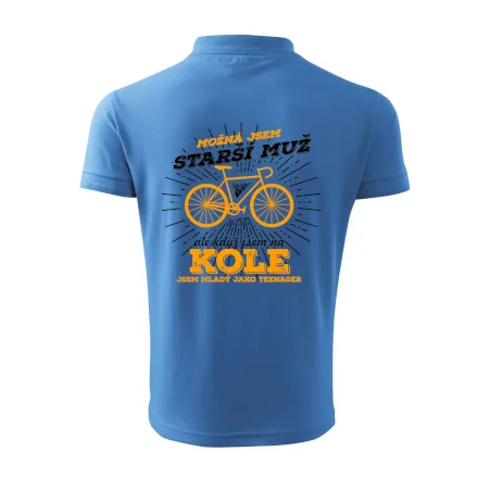 Starší muž - cyklista silniční kolo