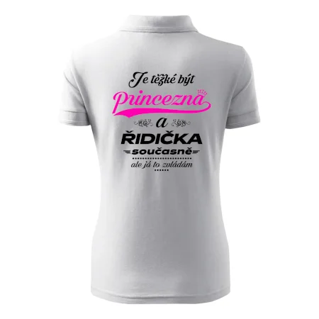 Je těžké být princezna - řidička
