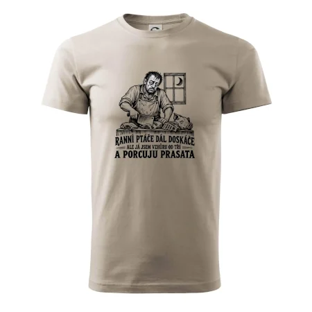 Řezník vzhůru od tří a porcuju prasata