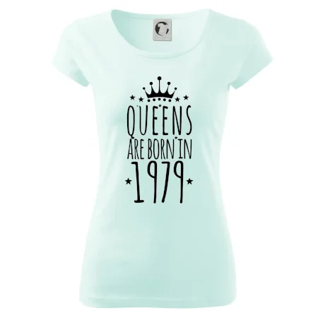 Queens are born in 1979