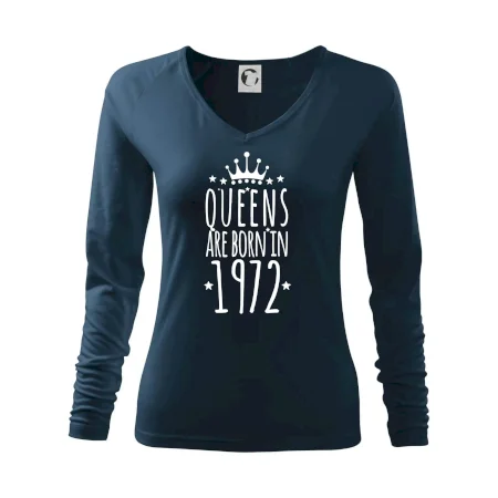 Queens are born in 1972