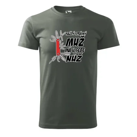 Každý správný muž, má u sebe nůž