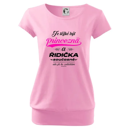 Je těžké být princezna - řidička