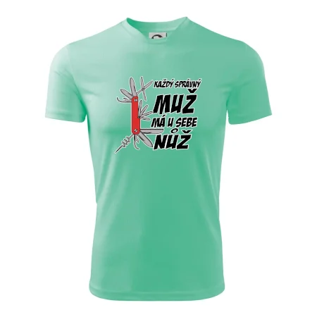 Každý správný muž, má u sebe nůž