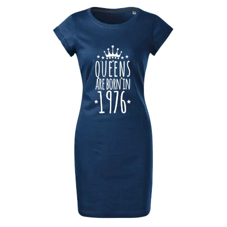 Queens are born in 1976