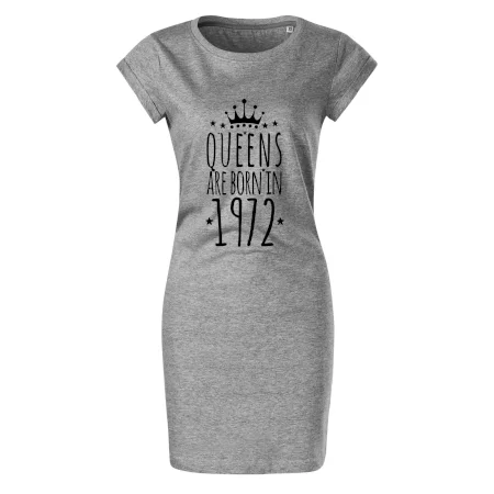 Queens are born in 1972