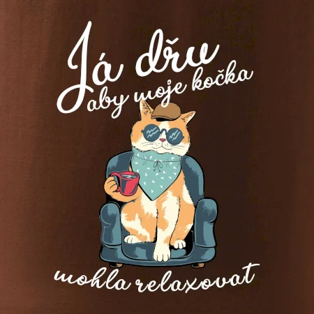 Já dřu, aby moje kočka mohla relaxovat