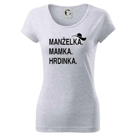 Manželka mamka hrdinka