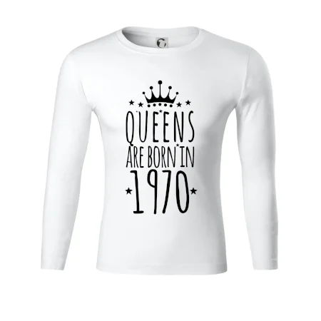 Queens are born in 1970