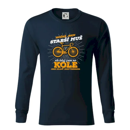 Starší muž - cyklista silniční kolo