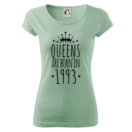 Queens are born in 1993