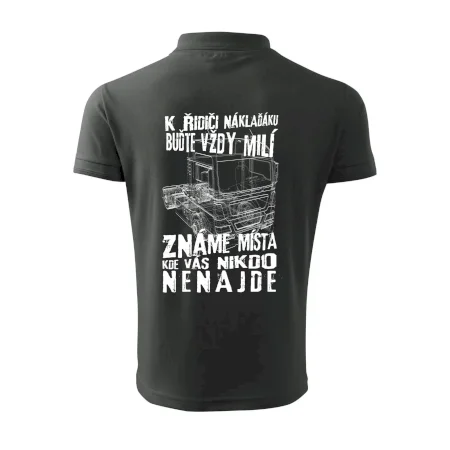 K řidiči náklaďáku buďte vždy milý