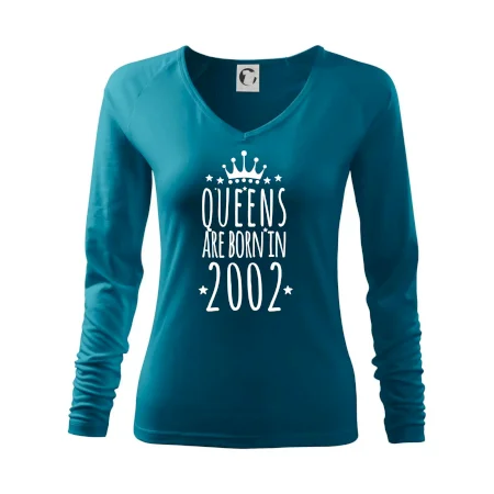 Queens are born in 2002