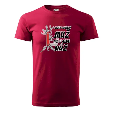 Každý správný muž, má u sebe nůž