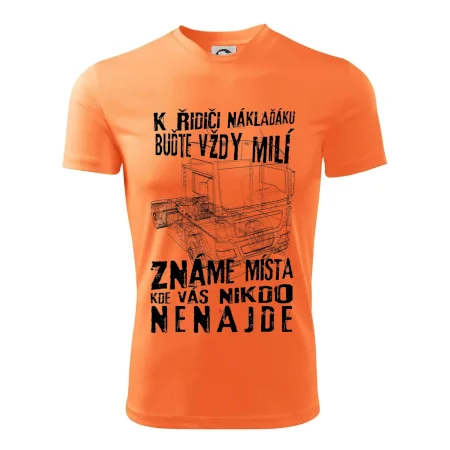 K řidiči náklaďáku buďte vždy milý