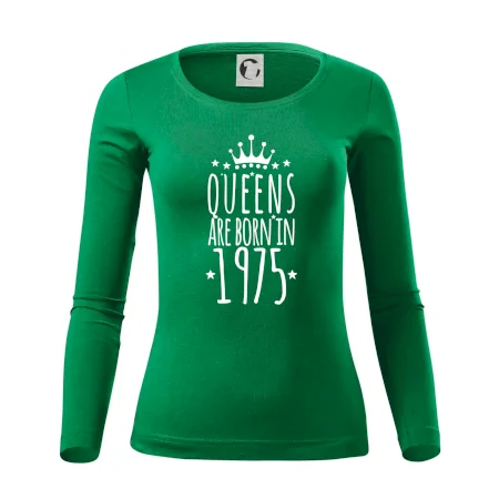 Queens are born in 1975