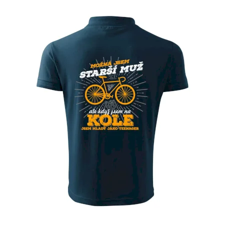 Starší muž - cyklista silniční kolo