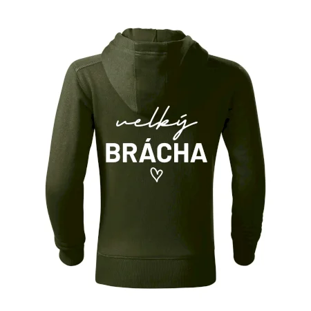 Velký brácha - nápis na prsou