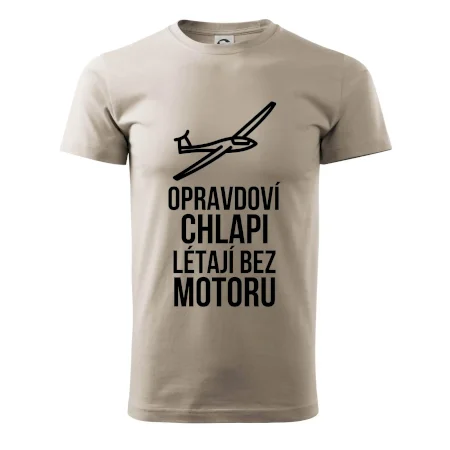 Opravdovi chlapi létají bez motoru