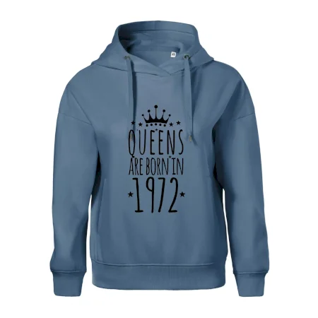 Queens are born in 1972