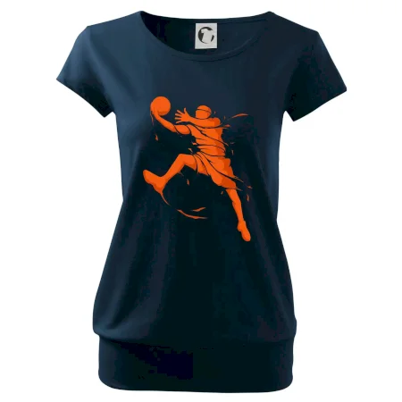 Basketball player splash