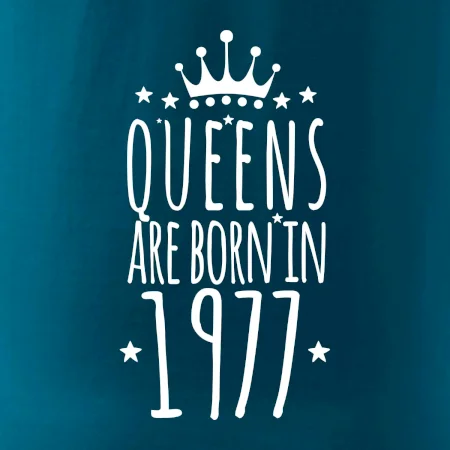 Queens are born in 1978