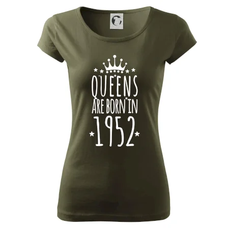 Queens are born in 1952