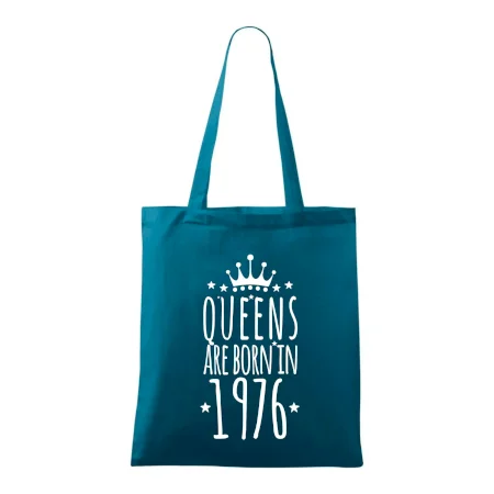 Queens are born in 1976