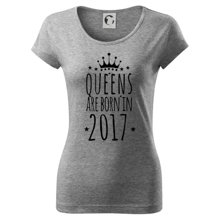 Queens are born in 2017