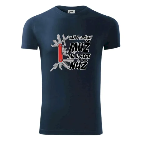 Každý správný muž, má u sebe nůž