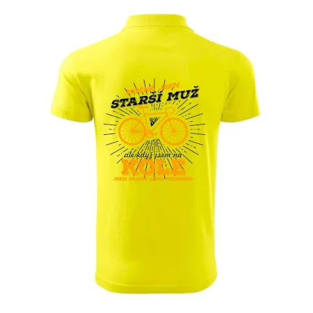Starší muž - cyklista silniční kolo
