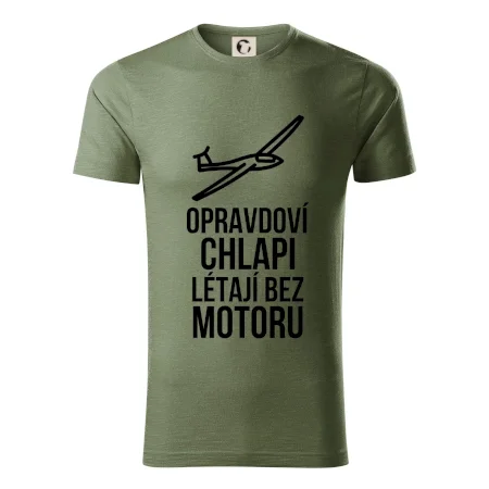 Opravdovi chlapi létají bez motoru