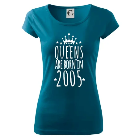 Queens are born in 2005