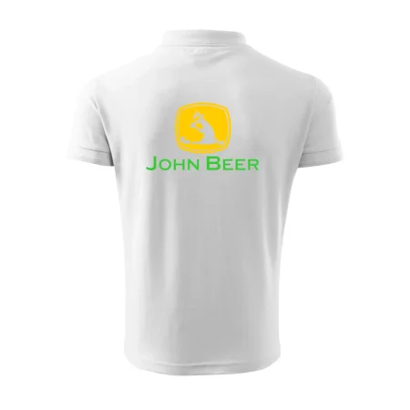 John Beer jelen s pivem
