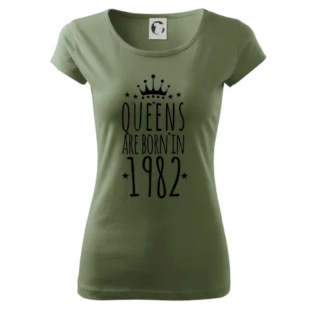 Queens are born in 1982