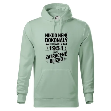 Nikdo není dokonalý ale ti narození v roce 1951 jsou zatraceně blízko