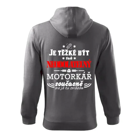 Je těžké být tak neodolatelný - motorkář