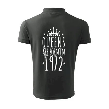 Queens are born in 1972