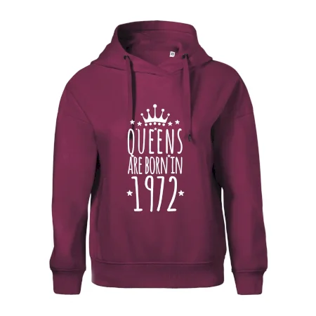 Queens are born in 1972
