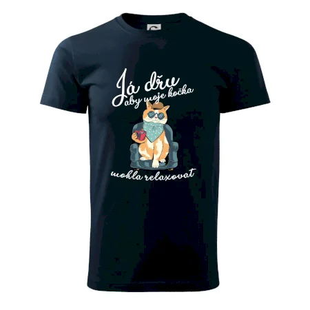 Já dřu, aby moje kočka mohla relaxovat